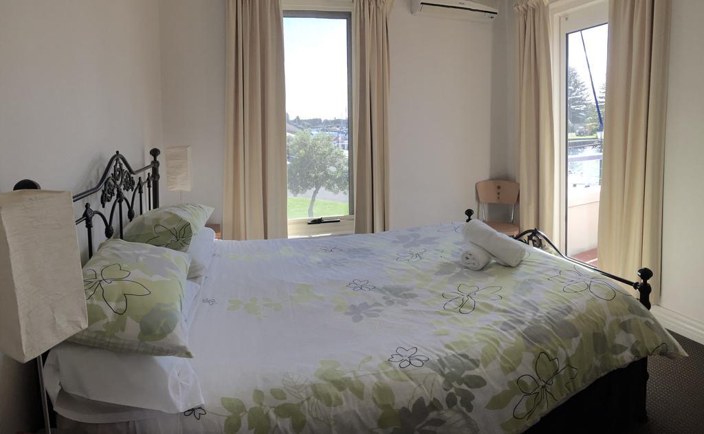 Villa Dockside Waterfront Indulgence Port Fairy Exterior foto