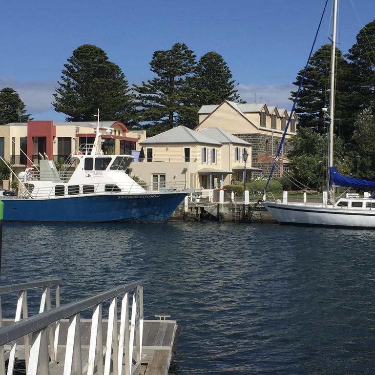 Villa Dockside Waterfront Indulgence Port Fairy Exterior foto
