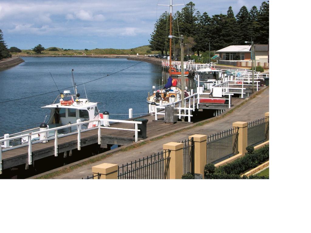 Villa Dockside Waterfront Indulgence Port Fairy Exterior foto